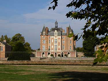 Château de La Ferté Imbault  (octobre 2003) photo jean paul foitet